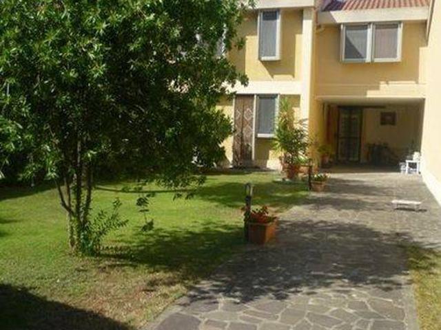 Villetta a schiera in vendita a Cecina LI