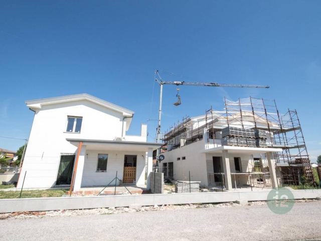 Villetta a schiera in vendita a Cento FE