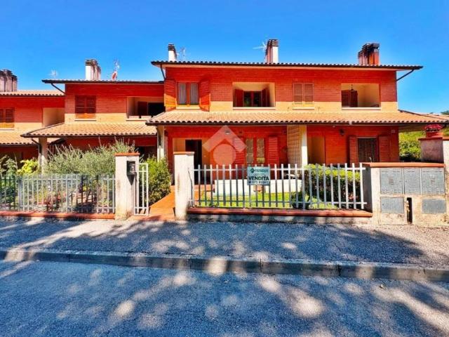 Villetta a schiera in vendita a Cerreto d'Esi AN
