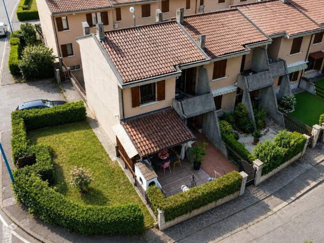 Villetta a schiera in vendita a Cologne BS