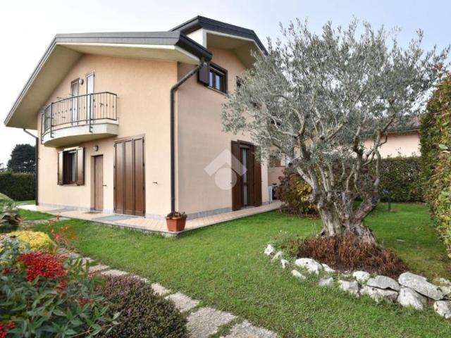 Villetta a schiera in vendita a Correzzana MB