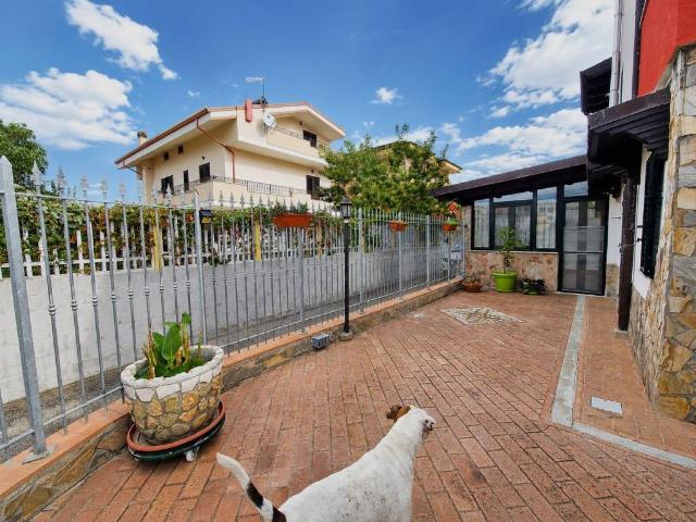 Villetta a schiera in vendita a Crotone KR