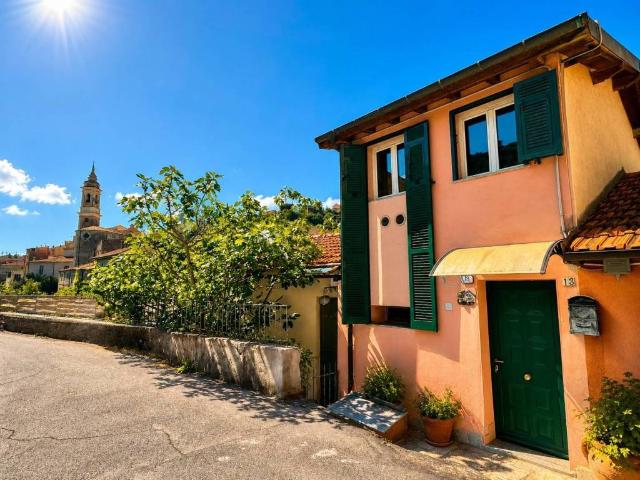 Villetta a schiera in vendita a Dolcedo IM