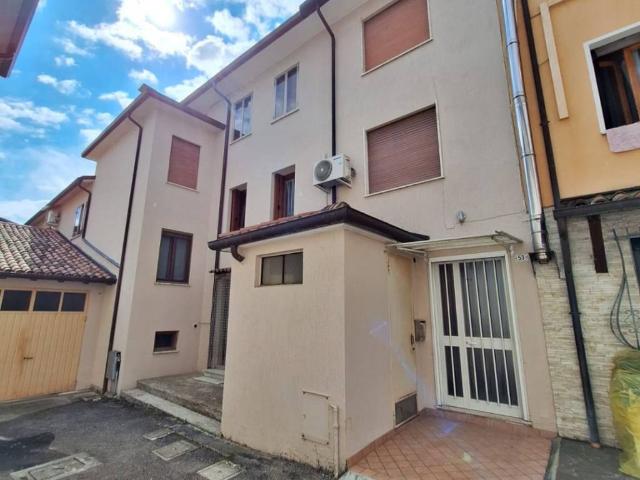 Villetta a schiera in vendita a Fara Vicentino VI