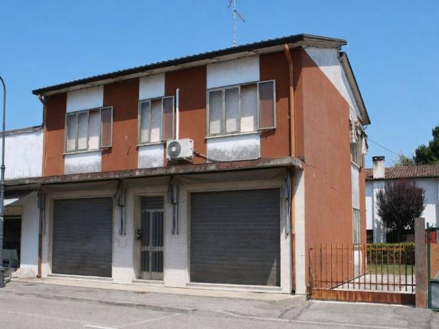 Villetta a schiera in vendita a Fiesso Umbertiano RO