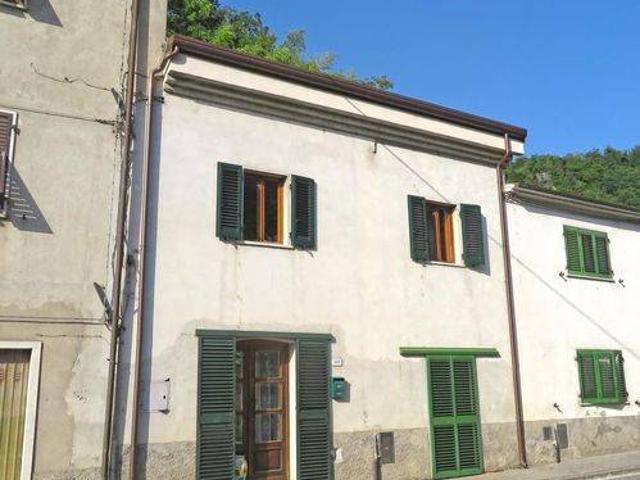 Villetta a schiera in vendita a Fivizzano MS