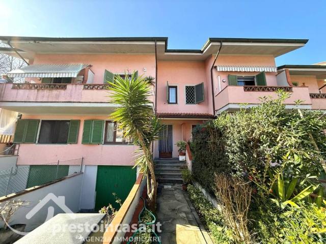 Villetta a schiera in vendita a Forte dei Marmi LU