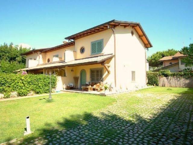 Villetta a schiera in vendita a Forte dei Marmi LU