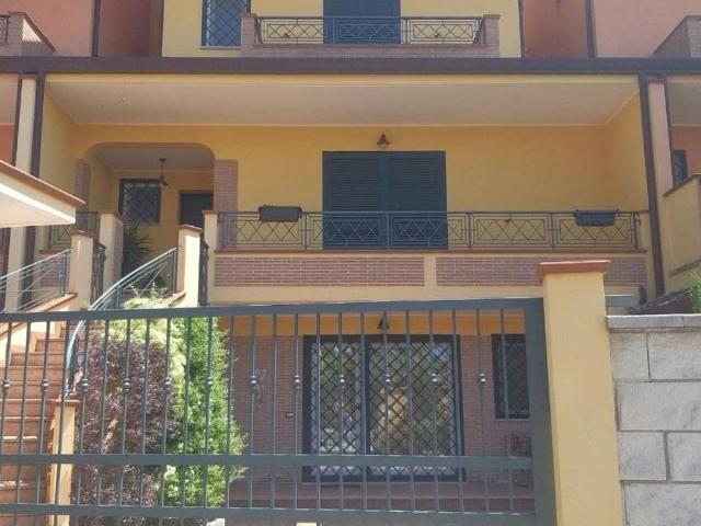 Villetta a schiera in vendita a Frosinone FR