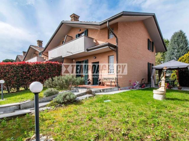 Villetta a schiera in vendita a Gerenzano VA