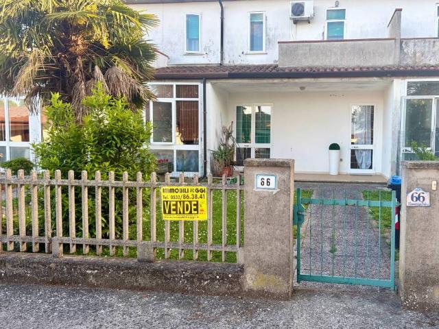 Villetta a schiera in vendita a Jolanda di Savoia FE