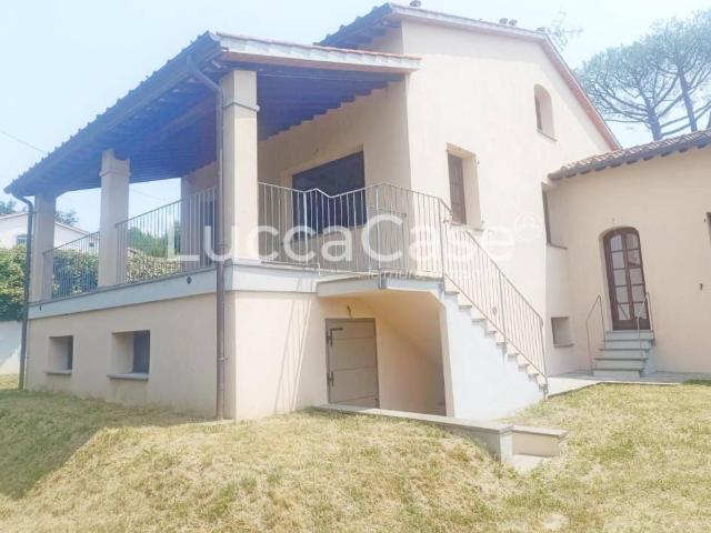 Villetta a schiera in vendita a Lucca LU