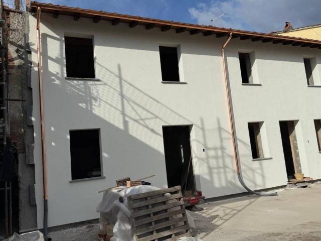Villetta a schiera in vendita a Lucca LU