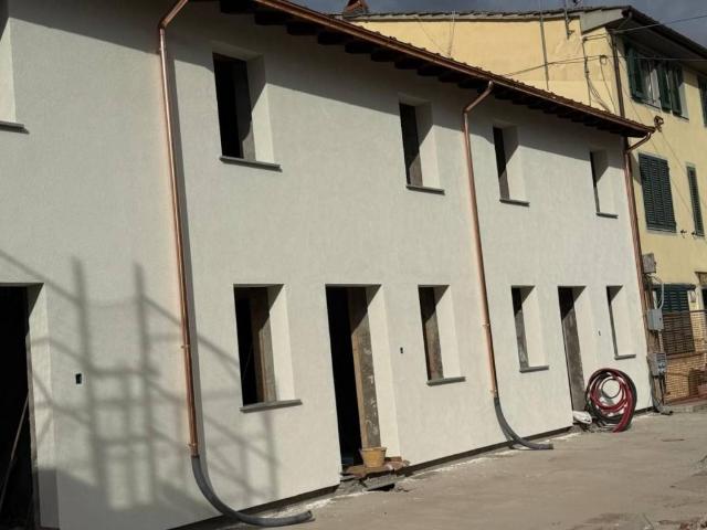 Villetta a schiera in vendita a Lucca LU