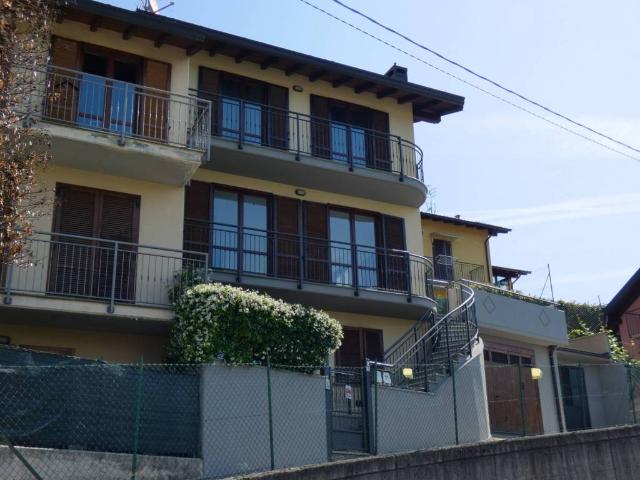 Villetta a schiera in vendita a Luino VA