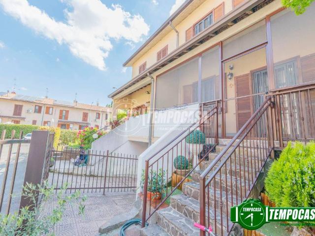 Villetta a schiera in vendita a Lacchiarella MI