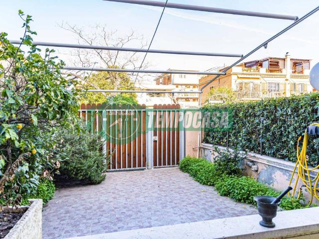Villetta a schiera in vendita a Ladispoli RM