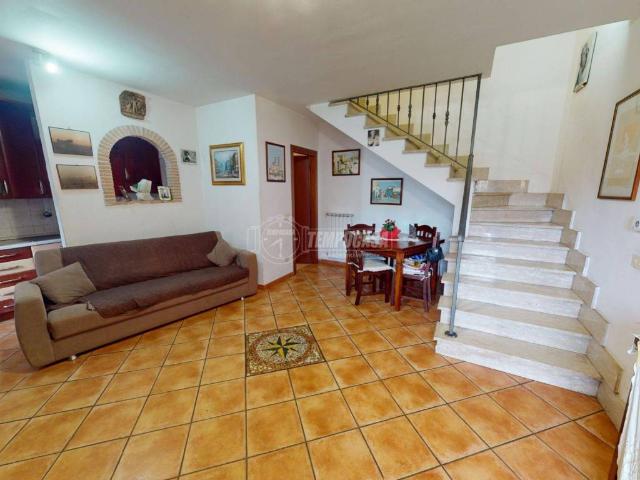 Villa in vendita a Ladispoli RM