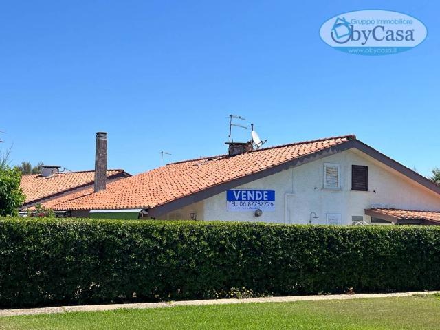 Villetta a schiera in vendita a Ladispoli RM