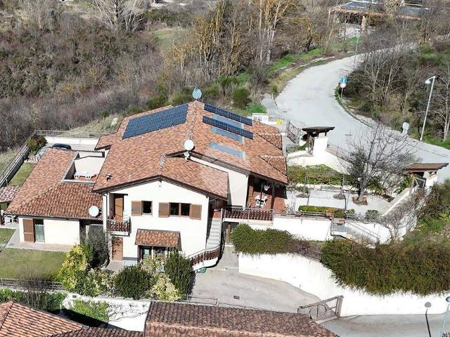 Villetta a schiera in vendita a L'Aquila AQ