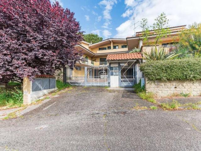 Villetta a schiera in vendita a Lariano RM