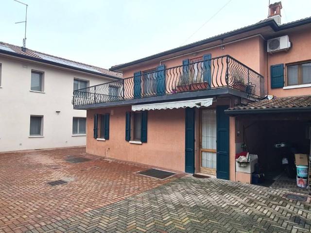 Villetta a schiera in vendita a Leno BS