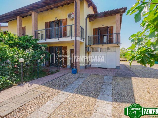 Villetta a schiera in vendita a Linarolo PV
