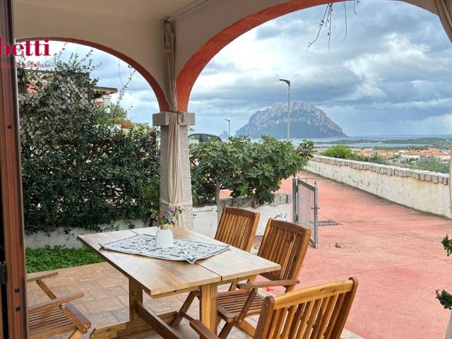 Villetta a schiera in vendita a Loiri Porto San Paolo SS