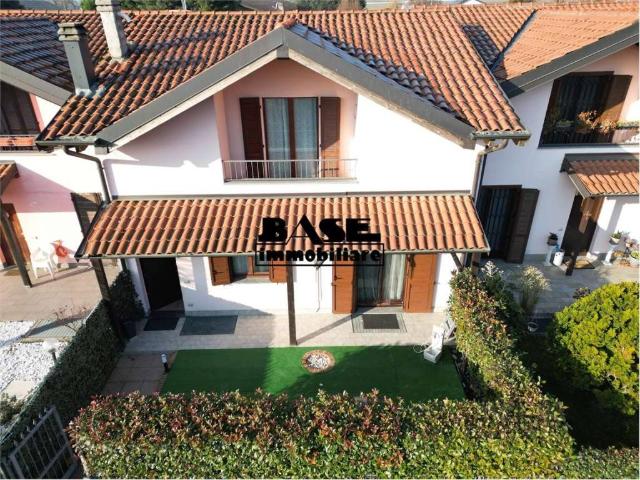 Villetta a schiera in vendita a Lomazzo CO