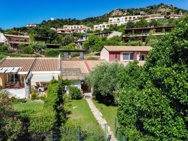 Villetta a schiera in vendita a Pula CA