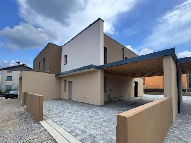 Villetta a schiera in vendita a Pagnacco UD