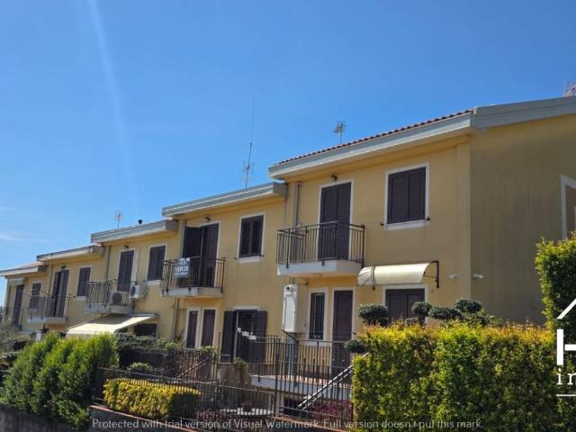 Villetta a schiera in vendita a Pedara CT