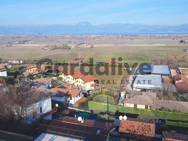 Villetta a schiera in Vendita a Peschiera del Garda