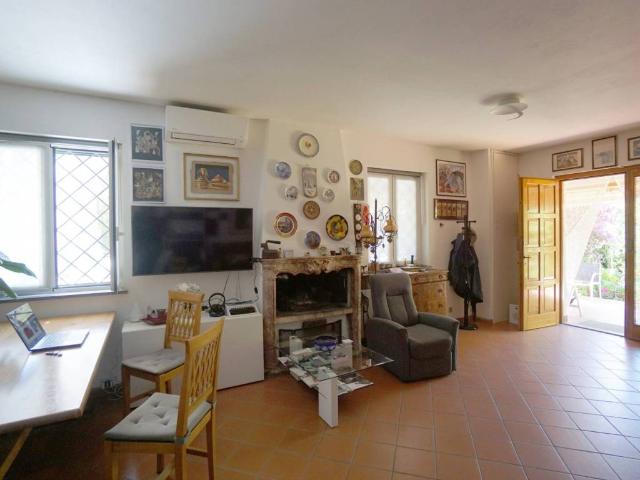 Villetta a schiera in vendita a Pietrasanta LU