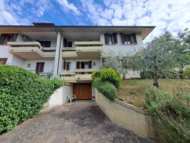 Villa in vendita a Poggibonsi SI