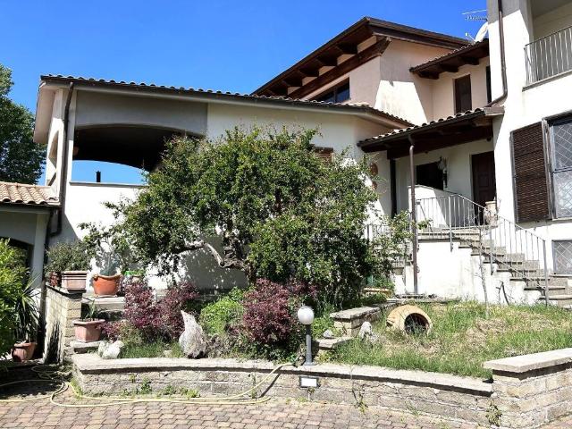 Villetta a schiera in vendita a Poggio Mirteto RI