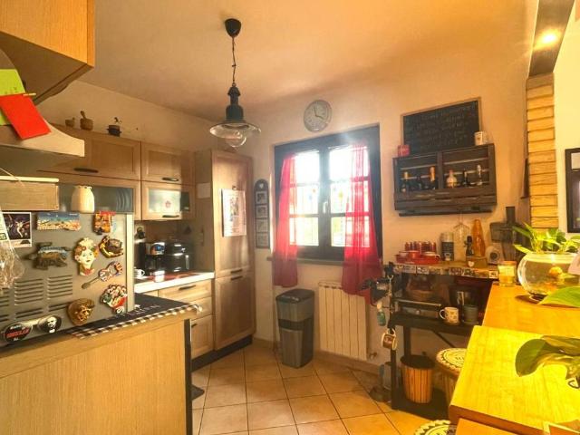 Villetta a schiera in vendita a Pomezia RM