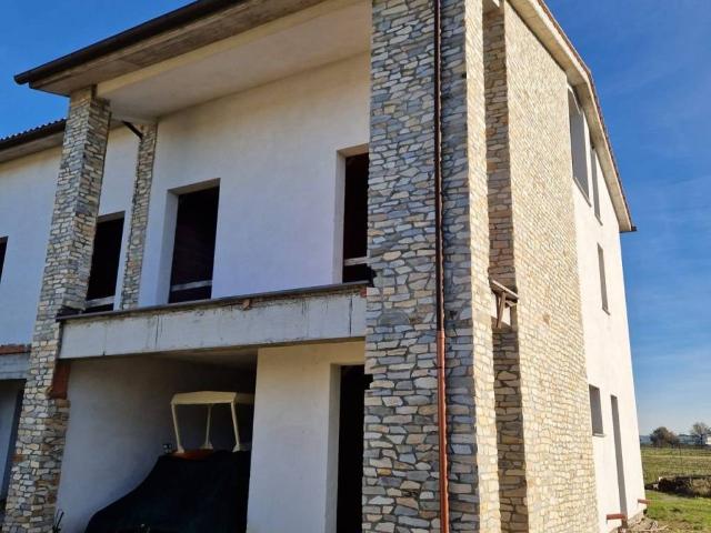 Villetta a schiera in vendita a Pontedera PI