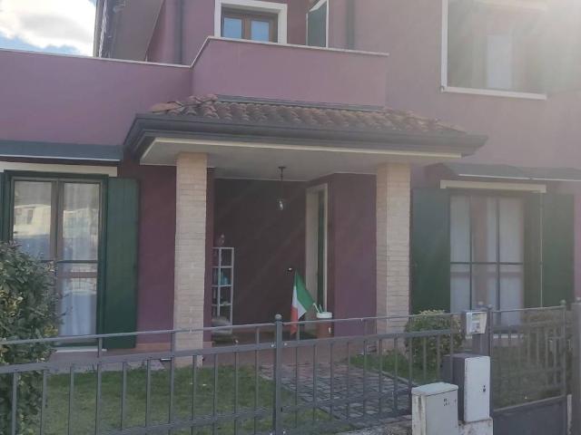 Villetta a schiera in vendita a Porcia PN