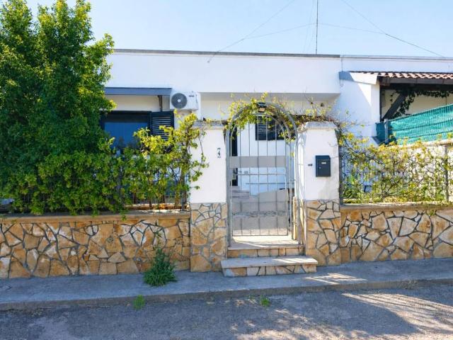 Villetta a schiera in vendita a Porto Cesareo LE