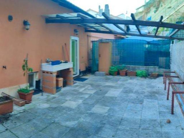 Villetta a schiera in vendita a Quiliano SV