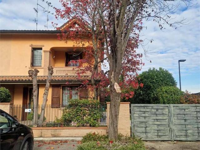 Villetta a schiera in vendita a Rubiera RE