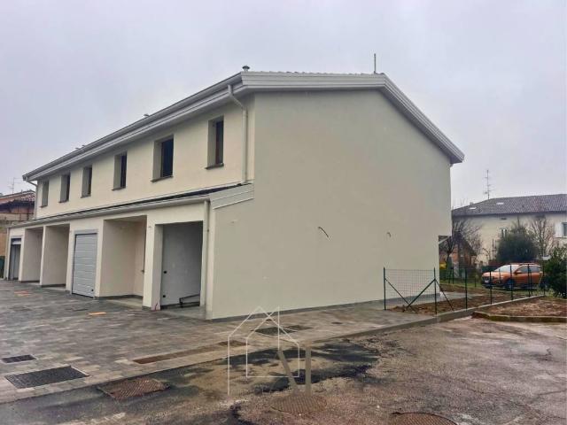 Villetta a schiera in vendita a Reggio Emilia RE
