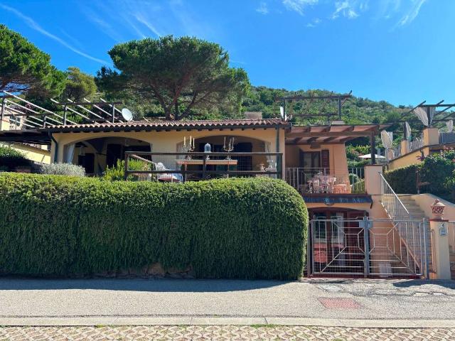 Villetta a schiera in vendita a Rio LI