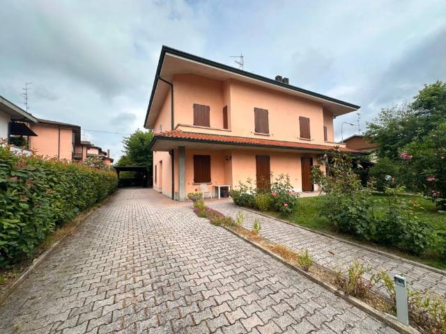 Villetta a schiera in vendita a Rio Saliceto RE
