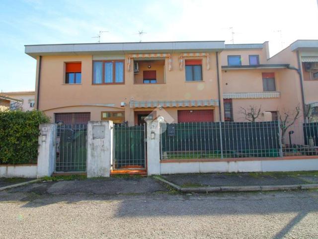 Villetta a schiera in vendita a Rio Saliceto RE