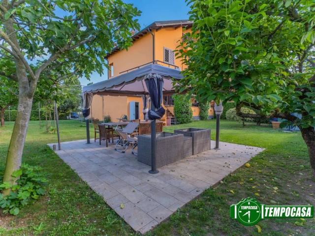 Villetta a schiera in vendita a Robecco sul Naviglio MI