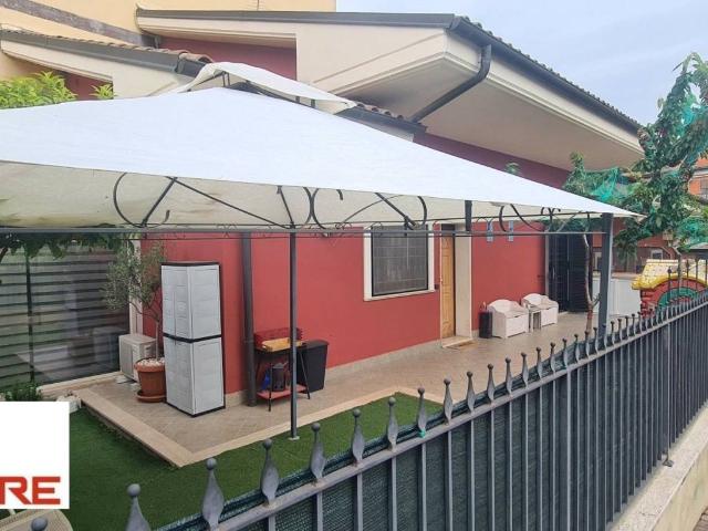 Villetta a schiera in vendita a Roma RM