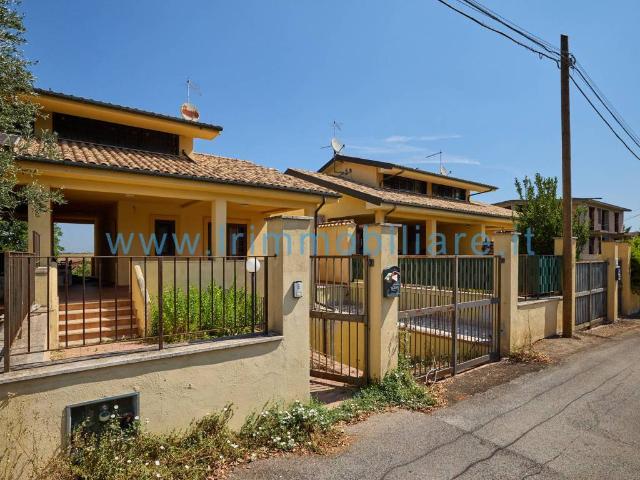 Villetta a schiera in vendita a Roma RM