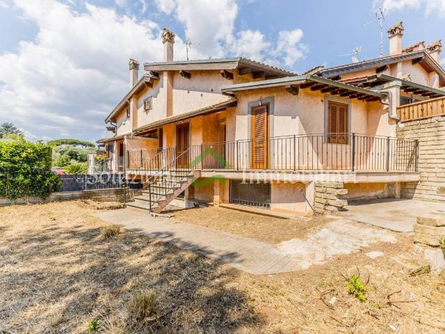 Villetta a schiera in vendita a Roma RM